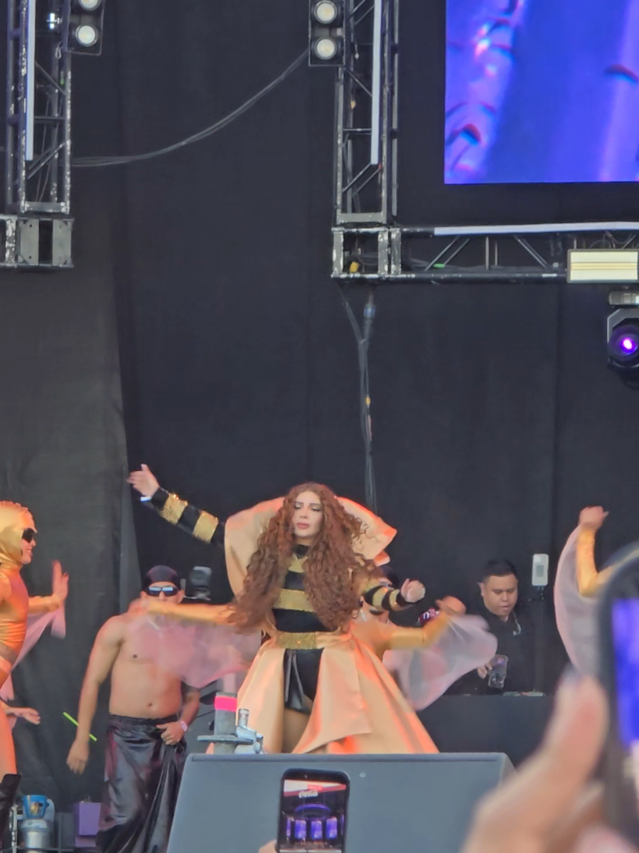 #cocacolaflowfest @BELLAKATH 👸🏻 