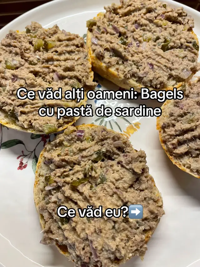 Pentru pastă de sardine am folosit 2 conserve de sardine în saramură, 1 castravete murat, 1/2 ceapă roșie și 2 linguri de muștar. #ladygateste #nutritionist #fy