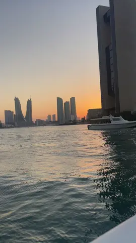 #البحرين#اغنية_تيك_توك #أغنية_الشتاء #المنامة #الأفنيوز_البحرين 