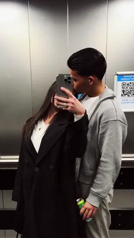 forehead kiss. #fyp #hug #kiss #fyfy #loveyou 