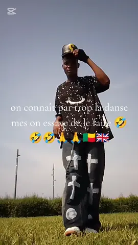 on connaît rien mes on essaye de faire quelque chose 🤣🤣🤣🇬🇧🇧🇯🙏🙏#pou toi #videoviralitiktok 