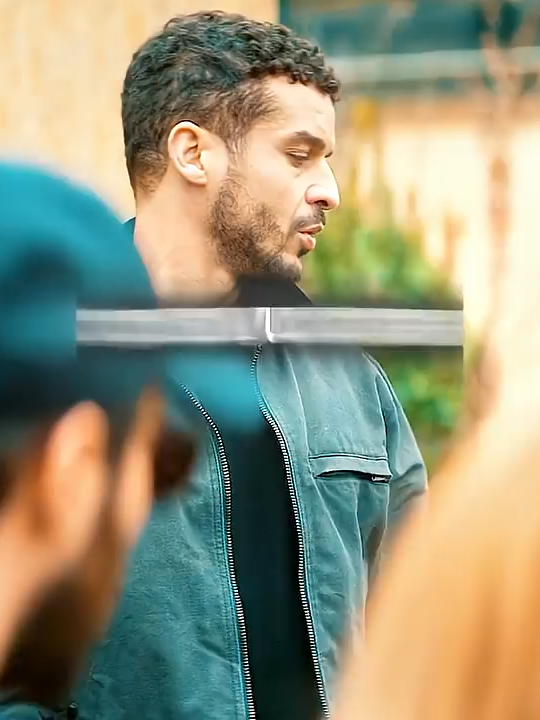 “Il a fait semblant d’être mort… mais il respirait sous terre ⚰️😱#video #paris #humour