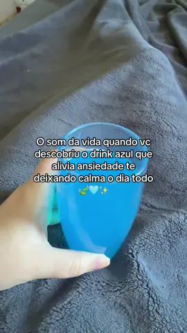 Calma o dia todo com esse drink azul 🩵🍃🙌🏻 #foryou #fy #fypage 