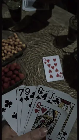 مين عندو هيك شريك 🤣🤣🤣 .  .  .  @Hiba Aljabr🍀 @عطر الشام #الشعب_الصيني_ماله_حل😂😂 