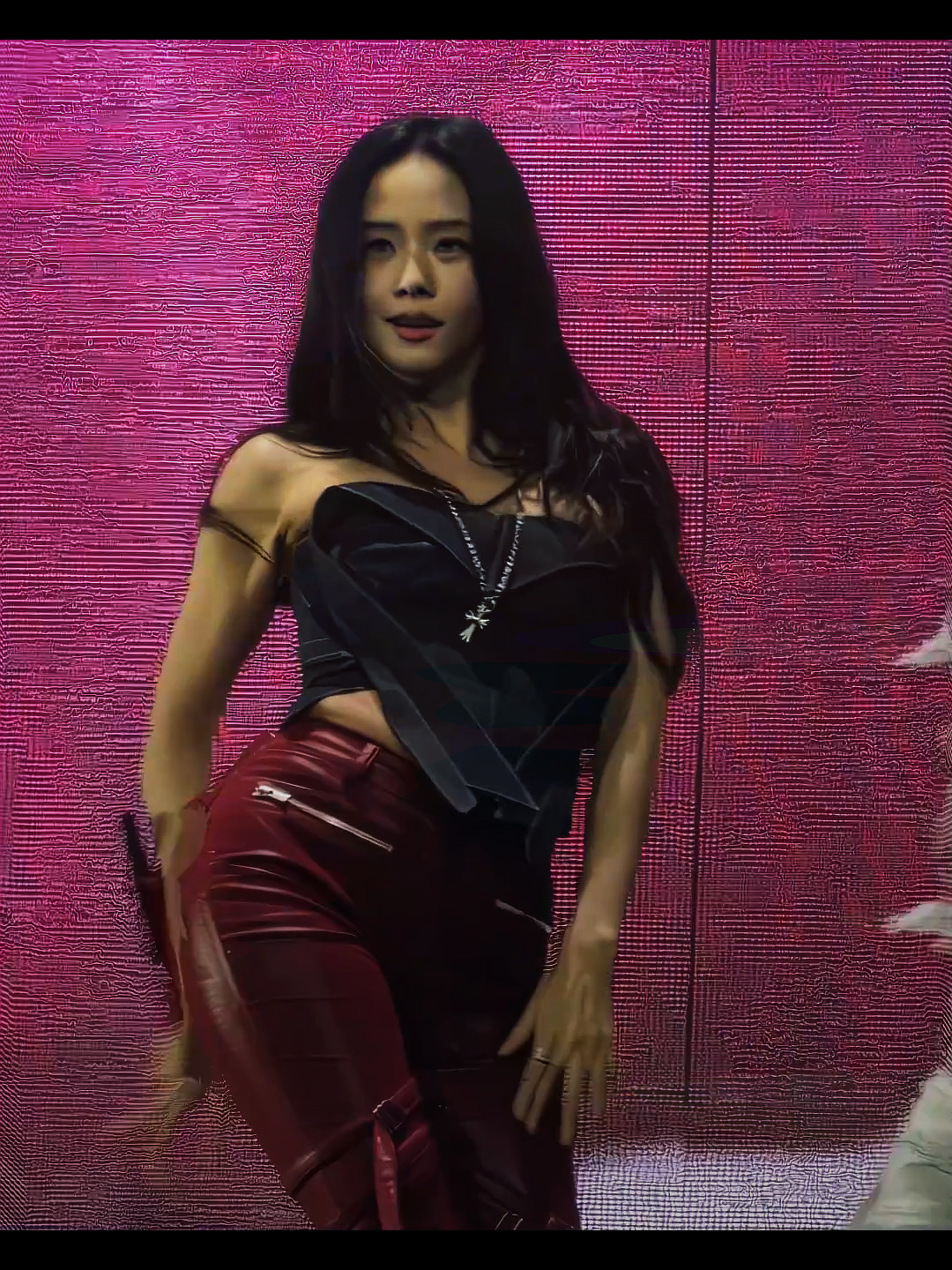 she looks so confident these days #jisoo #jisookim #jisooedit #blackpink #blackpinkedit jisoo fancam bulacan day 1