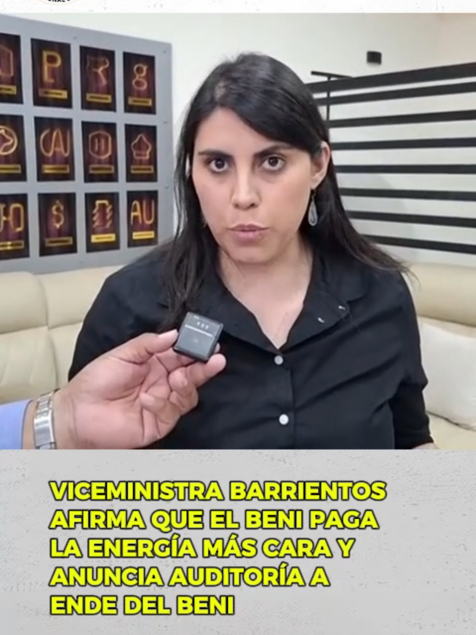 La viceministra de Autonomías, Andrea Barrientos, aseguró en Trinidad que el Beni registra la tarifa eléctrica más alta del país y anunció una auditoría a ENDE del Beni. Comerciantes y vecinos reiteraron su preocupación por los costos, mientras el Gobierno coordinará acciones con el presidente Paz. ⚡🏛️  #Beni #Energía #Bolivia #ENDE #RadioIllimani #RedPatriaNueva