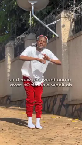 #fypppppppppppppp #tiktokuganda🇺🇬🇺🇬🇺🇬 #traprapidsongs #singingatschool 