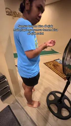 🫅🏻Kemana aja tas asal bawa sarung