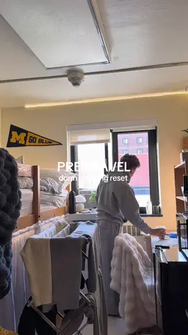 a very much needed deep clean for my dorm #fypシ #umich #CleanTok #reset #college 