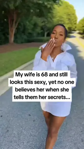 She’s 68… and somehow looks better every year 🔥 When people ask her secret, they expect talk of Botox and fillers… But it’s honestly just small daily habits — natural foods that heal from the inside out and her hydrogen water tablets every morning 💧✨ It’s wild how much consistency and the right routines can change your skin, energy, and glow — no matter your age. Comment “lemon” for the lemon chia water recipe, or check the link in the bottom of the video if you’re interested in her favourite hydrogen water tablets 💙 ⸻ #antiaging  #beautytips  #skincareroutine  #over40 #blackgirlmagic 