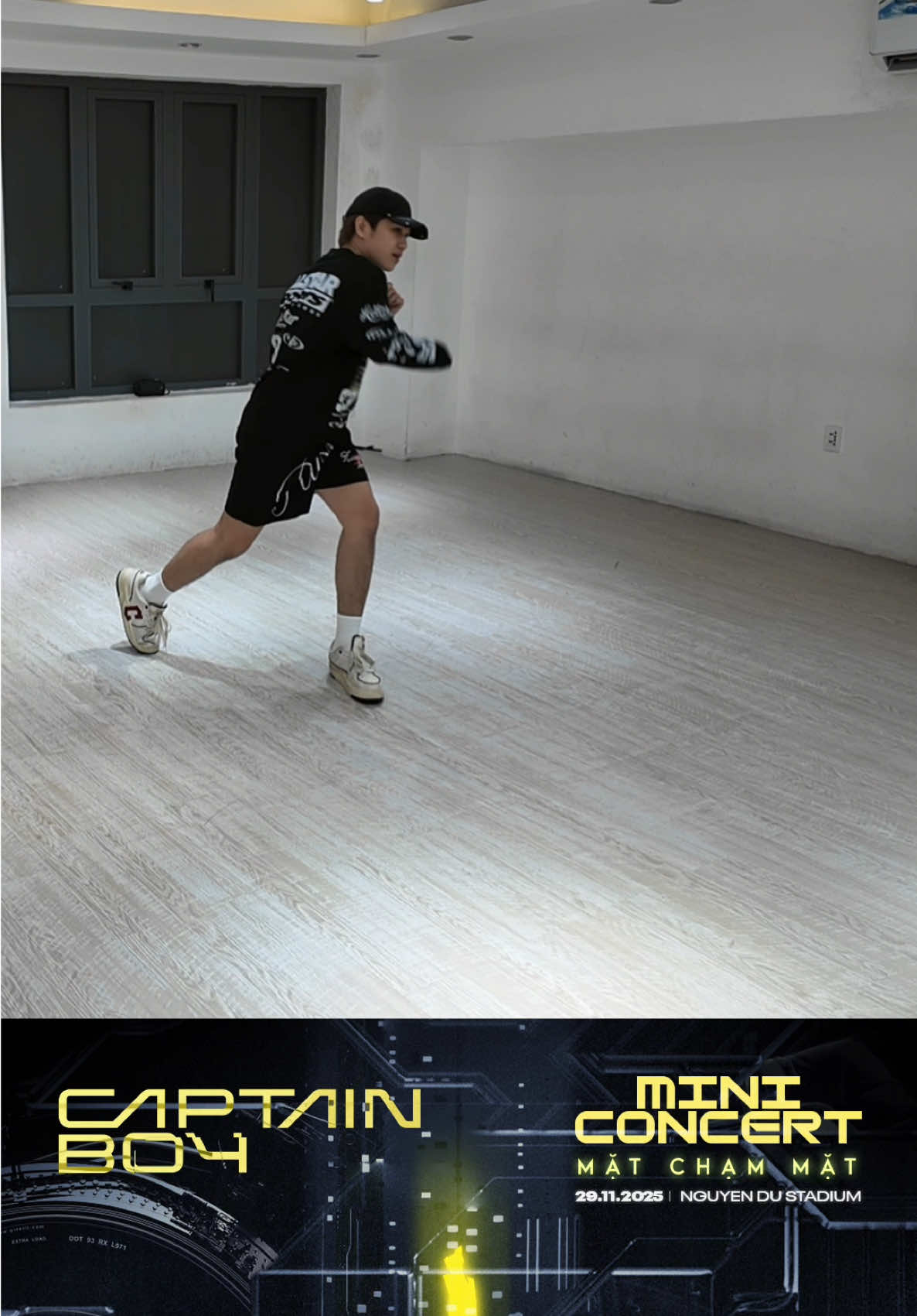 Có thể là đủ năng lượng để nhảy 120 bài luôn 🤷🏼‍♂️ #CAPTAINBOY #MATCHAMMAT #MINICONCERT #CAPTAINBOYENTERTAINMENT #CBE 