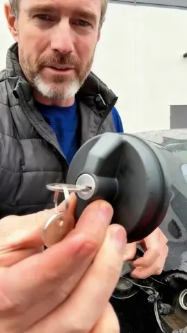 Gas cap Lock with Key#carsafety #tiktokshopblackfriday #carlife #gascaplock 