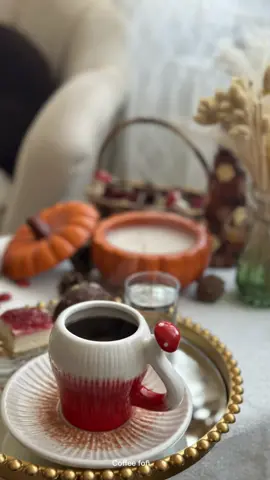 #CapCut أنا وفيروز والقهوة#wasemzada #عشاق_القهوة☕💫 #coffee fofi#امممم @وسيم زادة 