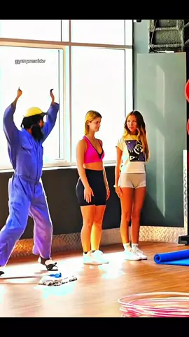 Crazy gym cleaner 🤪🤣 #anatoly #anatolyprank #unitedstates #gym #fyp 