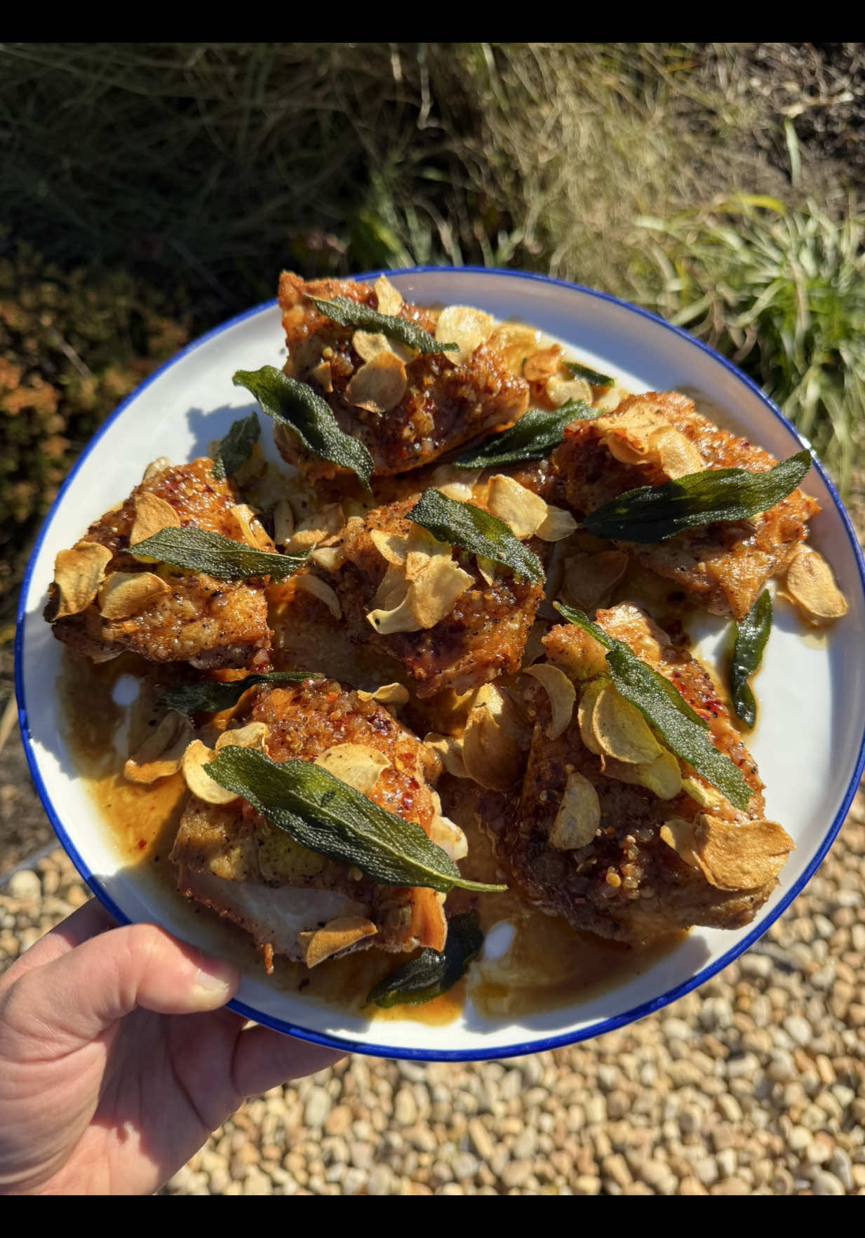 a perfect main dish for a small thanksgiving spread ✨ 