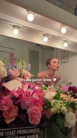 These past 3 years have been filled with so many highs and lows, but the fact that I’m still living my dream everyday is enough for me to keep going  🤍🤍🤍 