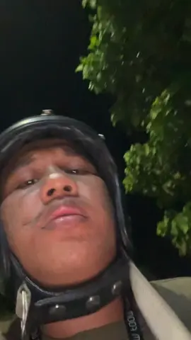 Betmut ah gajian masih lama tanggal 38 