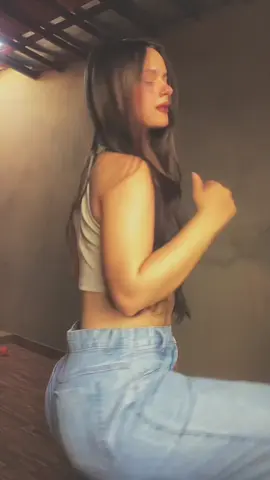 toda descabelada depois de várias tentativas🫠