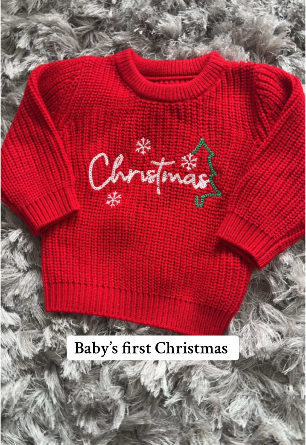 The perfect jumper for your little ones first christmas 🎅🏻❤️  #firstchristmas #christmasjumper #tiktokshop #tiktokmademebuyit 