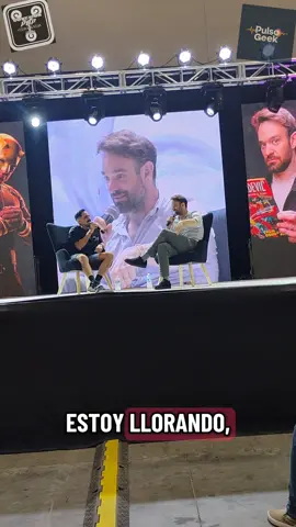 Charlie Cox En la @LaConve - Animex @🃏Puddin’ y Cupcake♦️ @Pulso Geek un gran día  #daredevil #charliecox #f #viral #mexico🇲🇽 