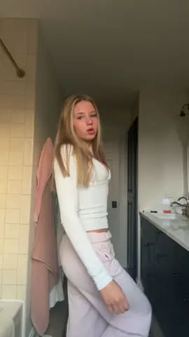 happy monday 😊😊#fyp #jesuslovesu 