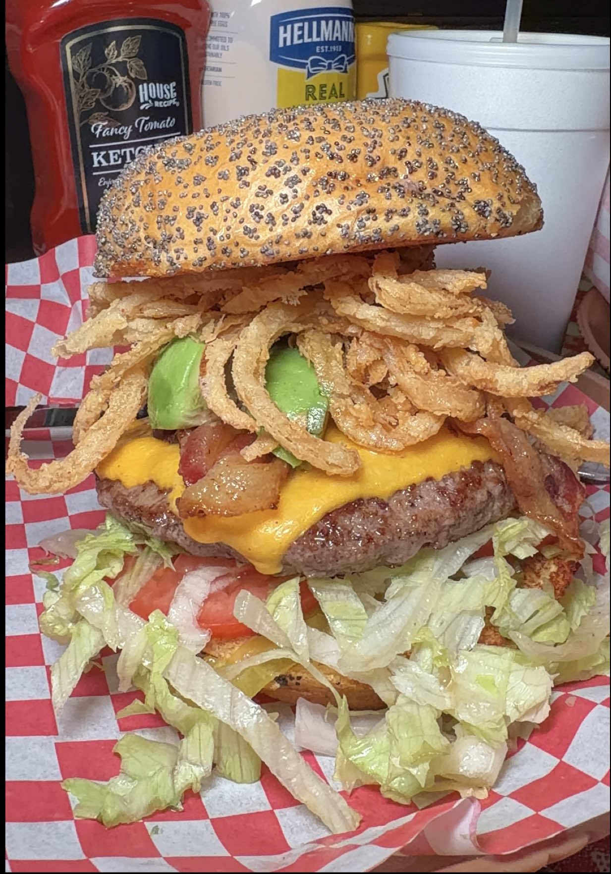 Dinner at Chips Old Fashioned Hamburger 🍔✨ A retro diner with build-your-own burgers, classic vibes, and the kind of menu that never misses. Here’s what I built 👇 🍔 1/3 lb patty on a poppy seed bun 🥑 Avocado  🥓 Bacon 🧅 Shoestring onions 🥔 Chili cheese tots  Chips Old Fashioned Hamburger 📍Plano & Dallas   #dfw #dallas #dallasrestaurants #dallasfoodie #foodreview 