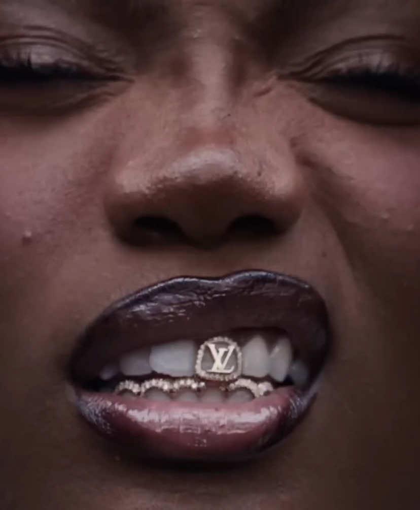 LV Sandals  - - - - - - - - - - - - - - - - - - #louisvutton #lvsandals #esdeekid #money #edit 