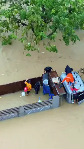 ขอให้คุณพนะคุ้มครองขอให้ปลอดภัยทุกๆคน เป็นกำลังใจให้ผู้ประสบภัยทุกๆท่านค่ะขอให้ทุกๆเหตุการณ์ผ่านไปด้วยดี น้ำท่วมหาดใหญ่ปี68 😢✌️ #creatorsearchinsights  #สู้ๆ #น้ำท่วม #ไทยช่วยไทย #เทรนมาแรงวันนี้ 