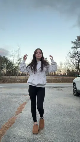 back in maine ! ❄️ #fyp #dance #maine 