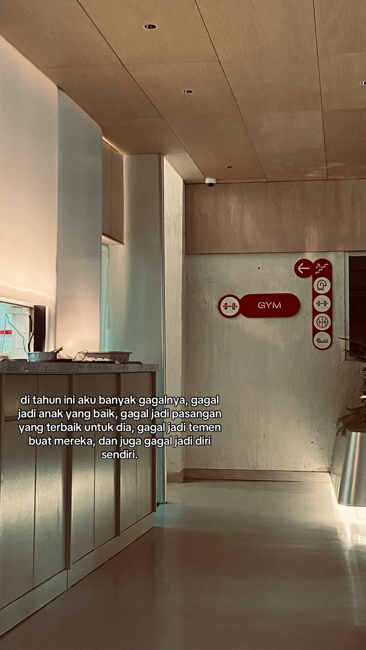 #foryoupage #fyp #kata #sadstory #quotes 