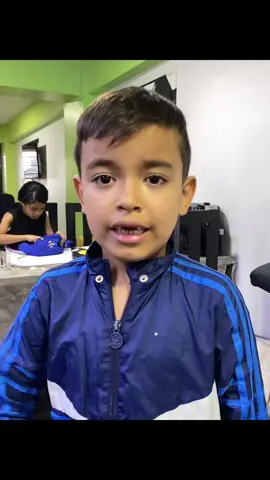 Ya le estan creciendo los dientes a racula🤣🤣#pnss#dientes#vampiro #video#tutorial 