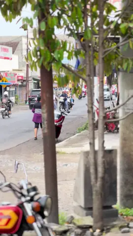 Honda cb 100 asli tahun 1978 Surat lengkap hidup ag nganjuk Plat 08 - 2026 Barang 80% original semua 📍Lokasi gading prambon nganjuk  ☎️085692326750 #cb100 #nganjuk24jam #pspstyle 