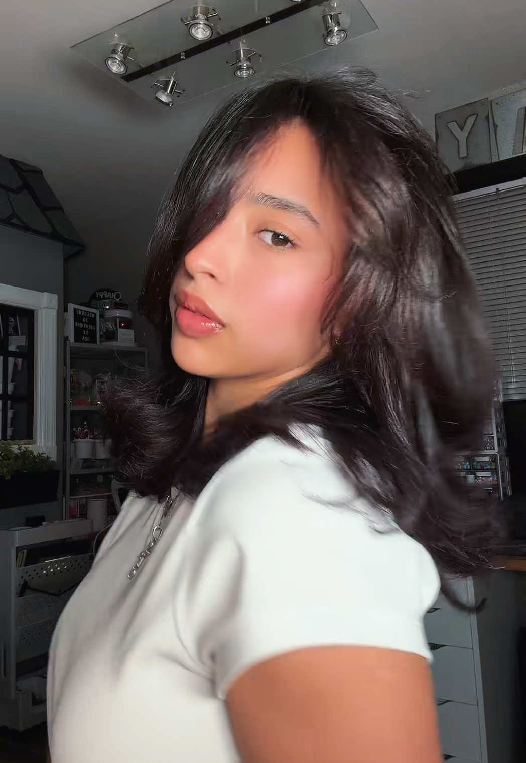 AHHHHHH it’s been a minute #curlyhair #blowout #transition #transformation #curlytostraight 