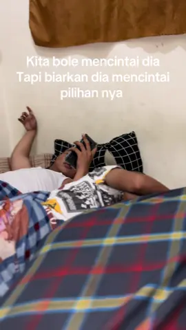 Cinta segitiga🥹🥲 #fypbrandatiktok #fyppppppppppppppppppppppp #masuuukberandafyppp #katakatasadvibes #galaubrutal🥀 