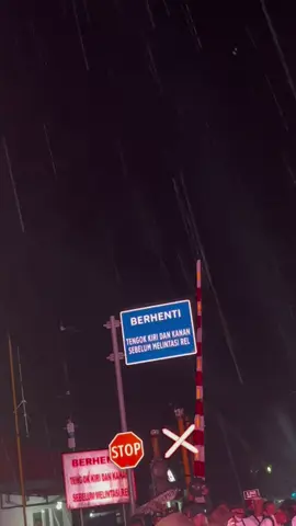 duo opo ki cah? 🤭💃🔥 #dencer #fyppppppppppppppppppppppp #karnavalkromasanngunut #tulungagung24jam #fypシ゚ @Riska karnaval kromasan ngunut