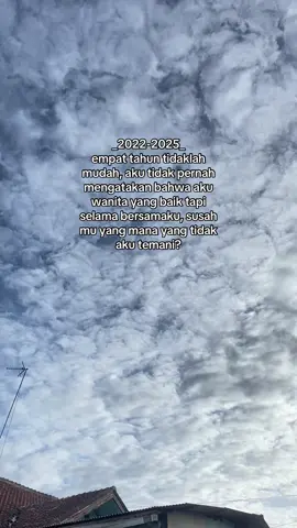 4 tahun menurut yang udah 10thn mungkin belum ada apa apanya tapi untuk ku 4 tahun sangatlah tidak mudahh🥹 #fyppppppppppppppppppppppp @Sahdan Prayoga ❤️