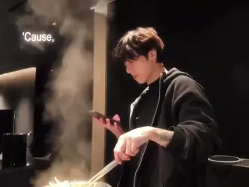 menikah tidak menakutkan jika suamimu Jeon Jungkook 😍 #jungkook #live #weverse #bts #army 