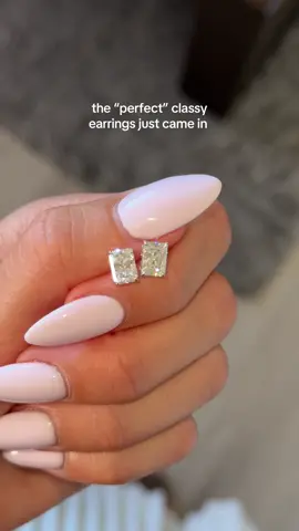 radiant cut earring might just be your new go to timeless piece 🥂 meet our radiant cut moissanite earrings, platinum plated.  Now available on bellari.com.au 