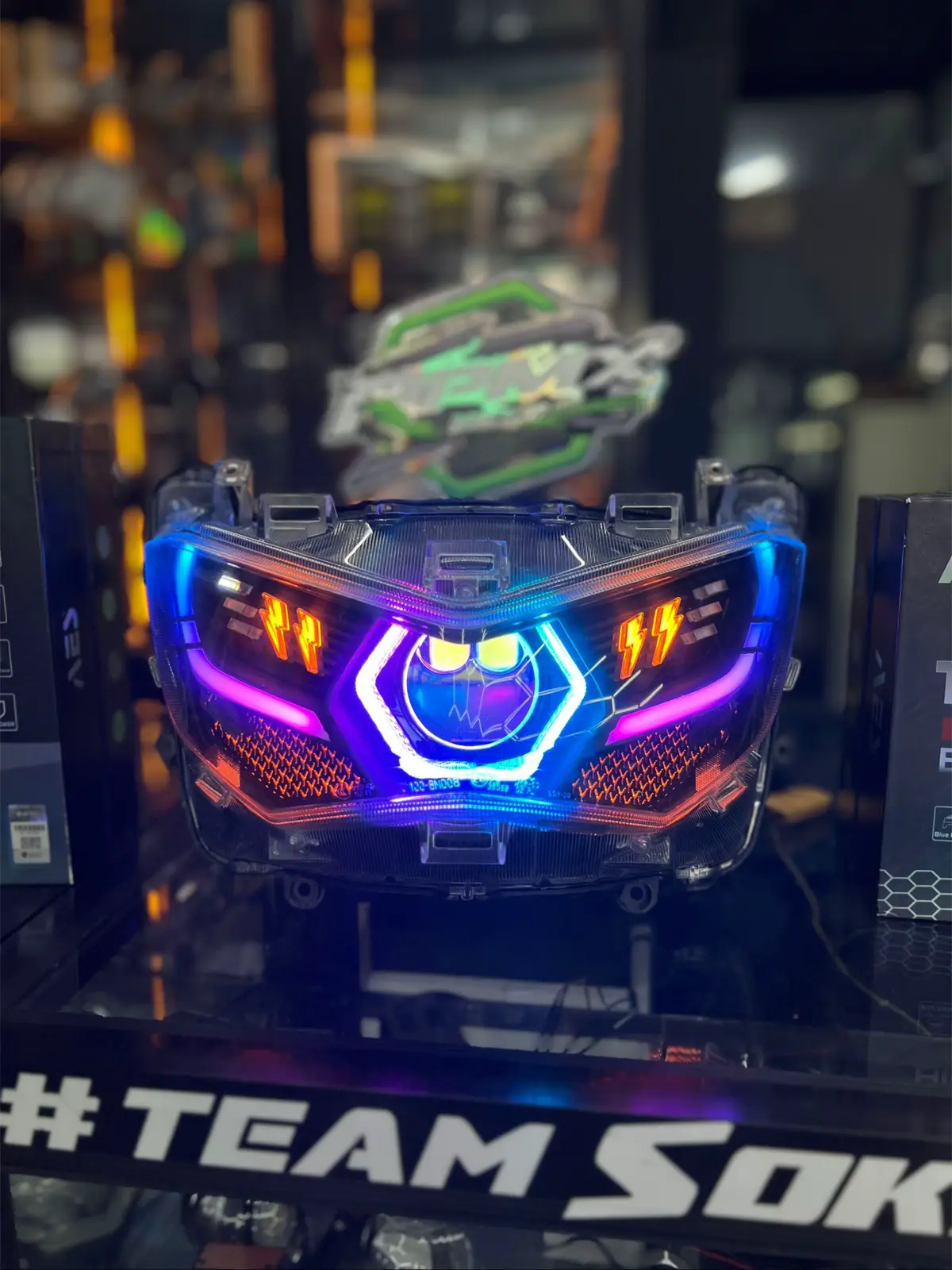 YAMAHA N-MAX NEW HEADLAMP CUSTOM  Mau ? Klik link di bio man  #nmaxnew #nmaxmodification #nmaxindonesia CapCut