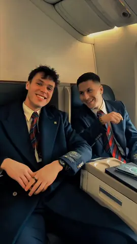 London kami datang 👋, King Barca OTW London untuk melawan chelsea 👊🔵🔴 #fcbarcelona #chelseavsbarcelona2025 #UCL 