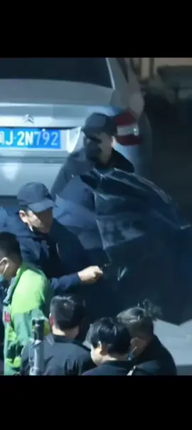 Quá là ngầu #dienhuninh #xuhuong 