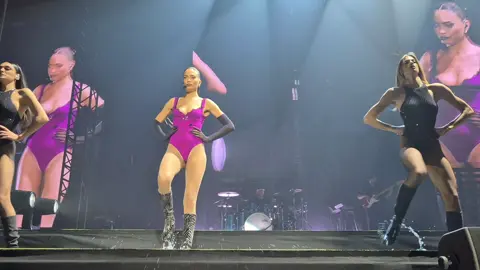 Elodea ci ha battezzati 🤭🤭🤭 @ELODIE 