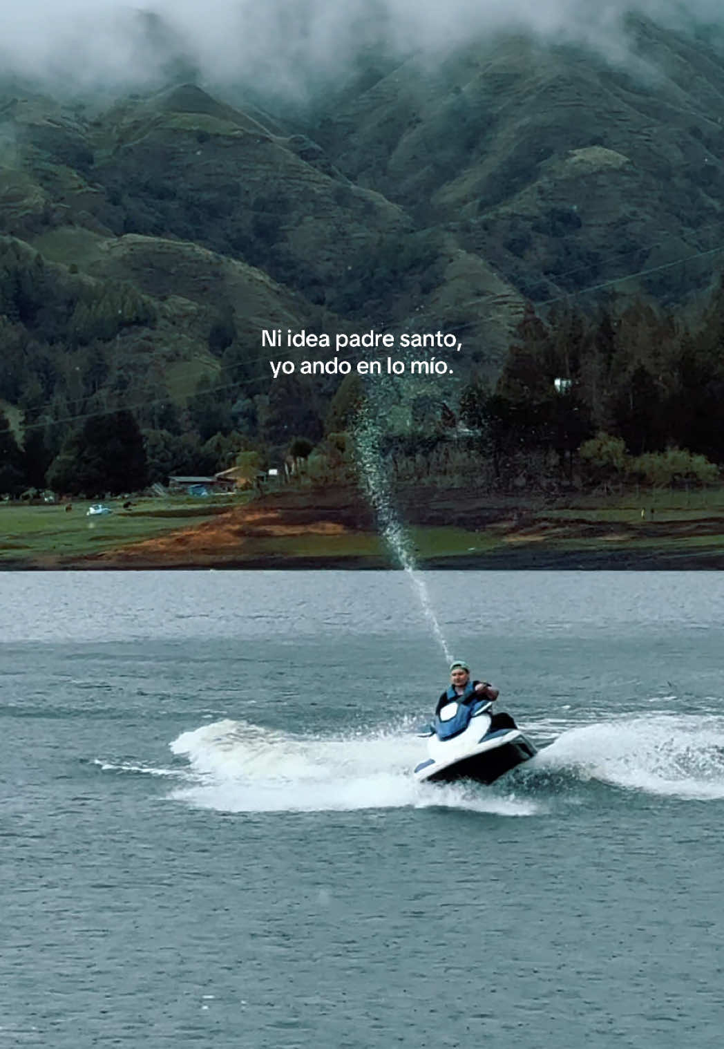 Ni idea 🚀 @cs_corona #jetski #coronaboliganga #corani #trend