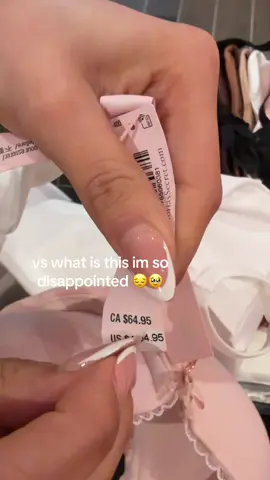 We get 30% off but then this. What happend to Black Friday 🥹 #victoriassecret #viral #fyp #relatable #blackfriday 