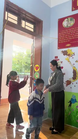 Lớp học yêu thương #lophocvuinhon #xuhuong 