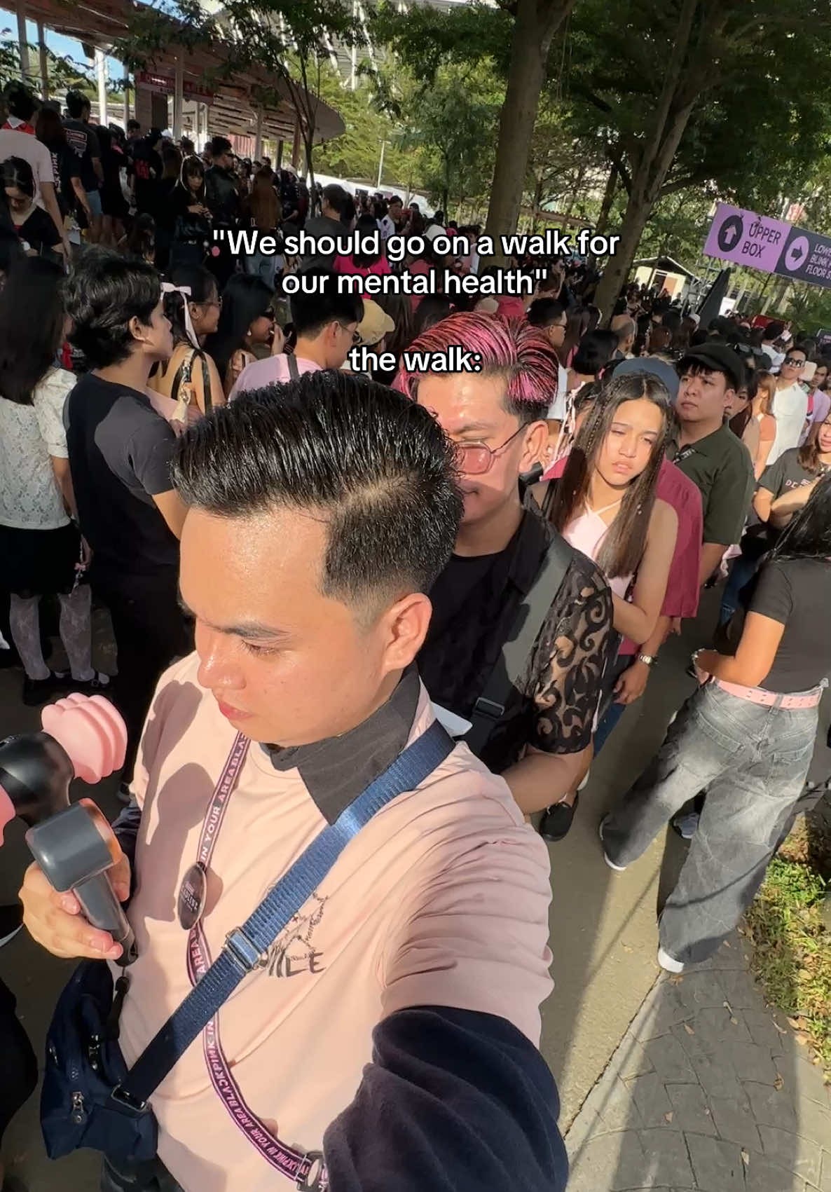 Ganito yun b3h! #deadlineworldtour #blackpinkdeadlineday1 #blackpink #blackpinkinyourarea 