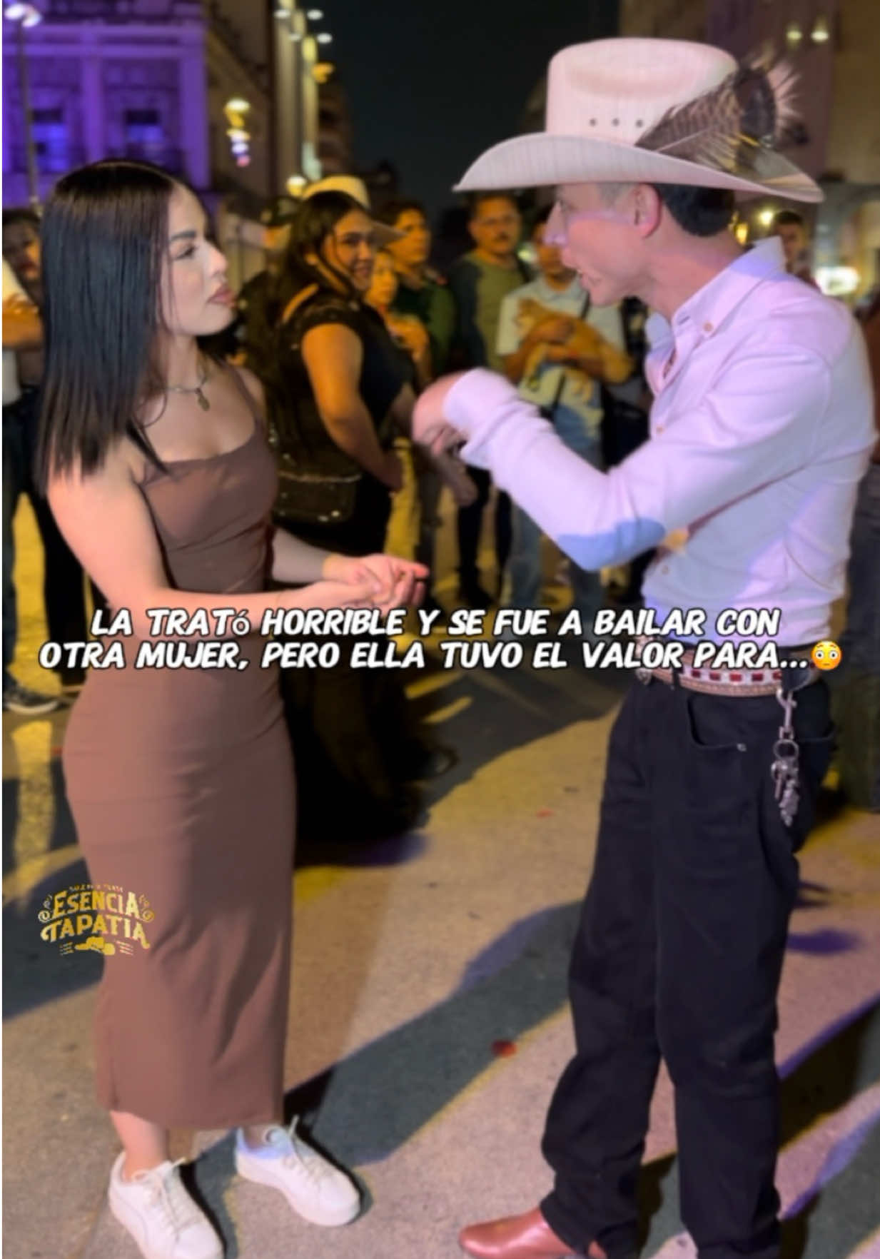 La trató horrible y se fue a bailar con  otra mujer, pero ella tuvo el valor para…😳 #huapangos #venganza #norteñas #baile #rancho 