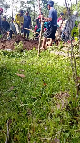 hanya lah amal dan berbuatan yang kita bawa untuk menghadap ilahi robbi