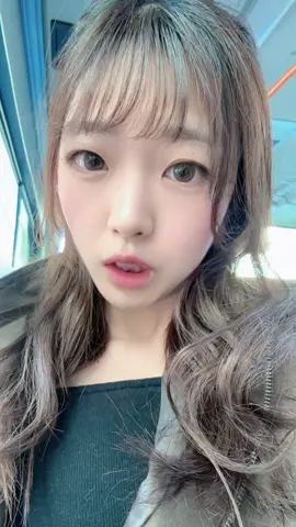 キックボクシングの筋肉痛やばくて何にもやりたくにゃい🐱 #筋肉痛 #巻き髪 #なんにもやりたくない 