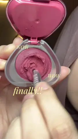 yeyy grwm lagi duh kemana aja yaa aku baru cobain ini timephoria blurring pot😱 #makeup #grwm #fypシ 